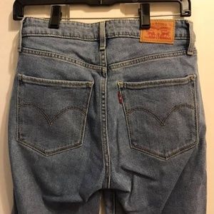 High Rise Levi Jeans